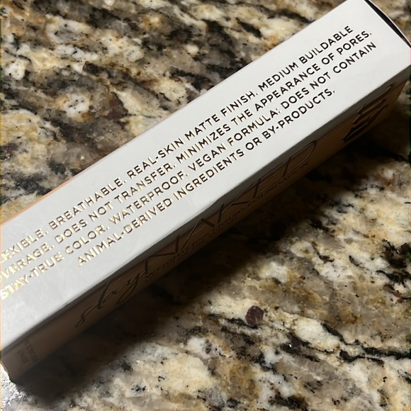 💕🌙Urban Decay 10WY Stay Naked Weightless Liquid Foundation - Picture 12 of 12